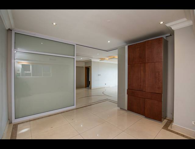 3 BEDROOM APARTMENT FOR SALE IN MUSGRAVE